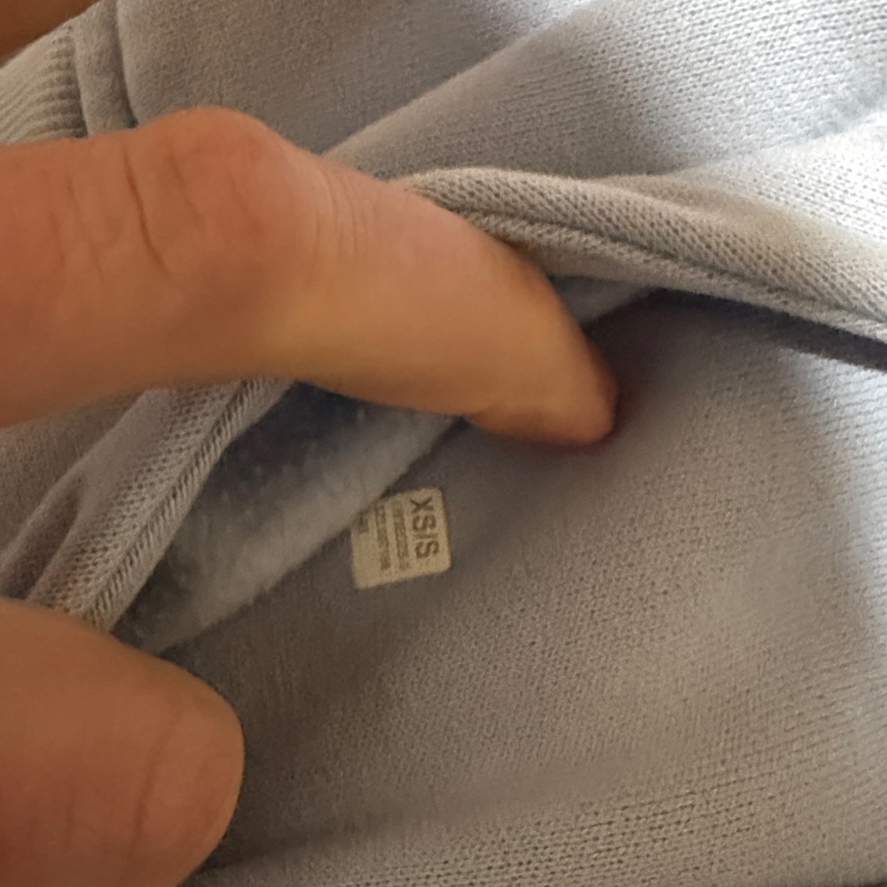 Lululemon Women’s Scuba Full Zip - Picture 6 of 6
